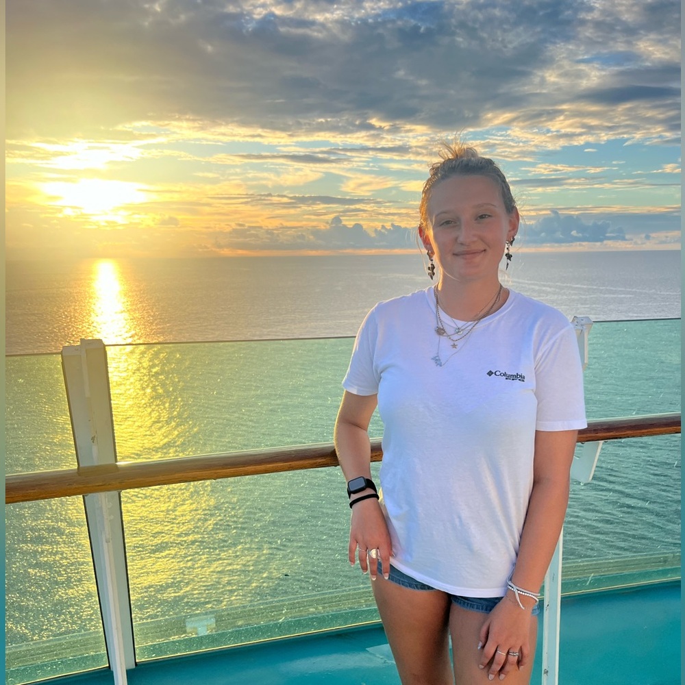 Meet your Posher, Kylee